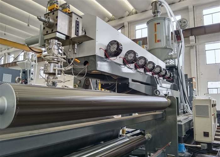 ความจุ 200 - 400 กิโลกรัม / ชั่วโมง เครื่องเคลือบ extrusion Lamination Max. ความเร็วเคลือบ 200 M/Min